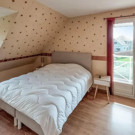 5 Bedroom Pet Friendly In St Paer