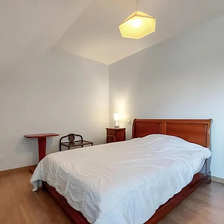 Hébergement de vacances 5 Bedroom Pet Friendly In St Paer