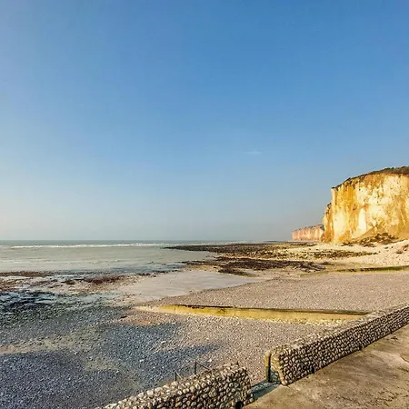 Amazing In St Paer With Wifi * Saint-Pierre-de-Varengeville