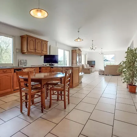 Vakantiehuis Stunning In St Paer With Wifi