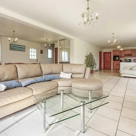 Stunning In St Paer With Wifi Vakantiehuis *